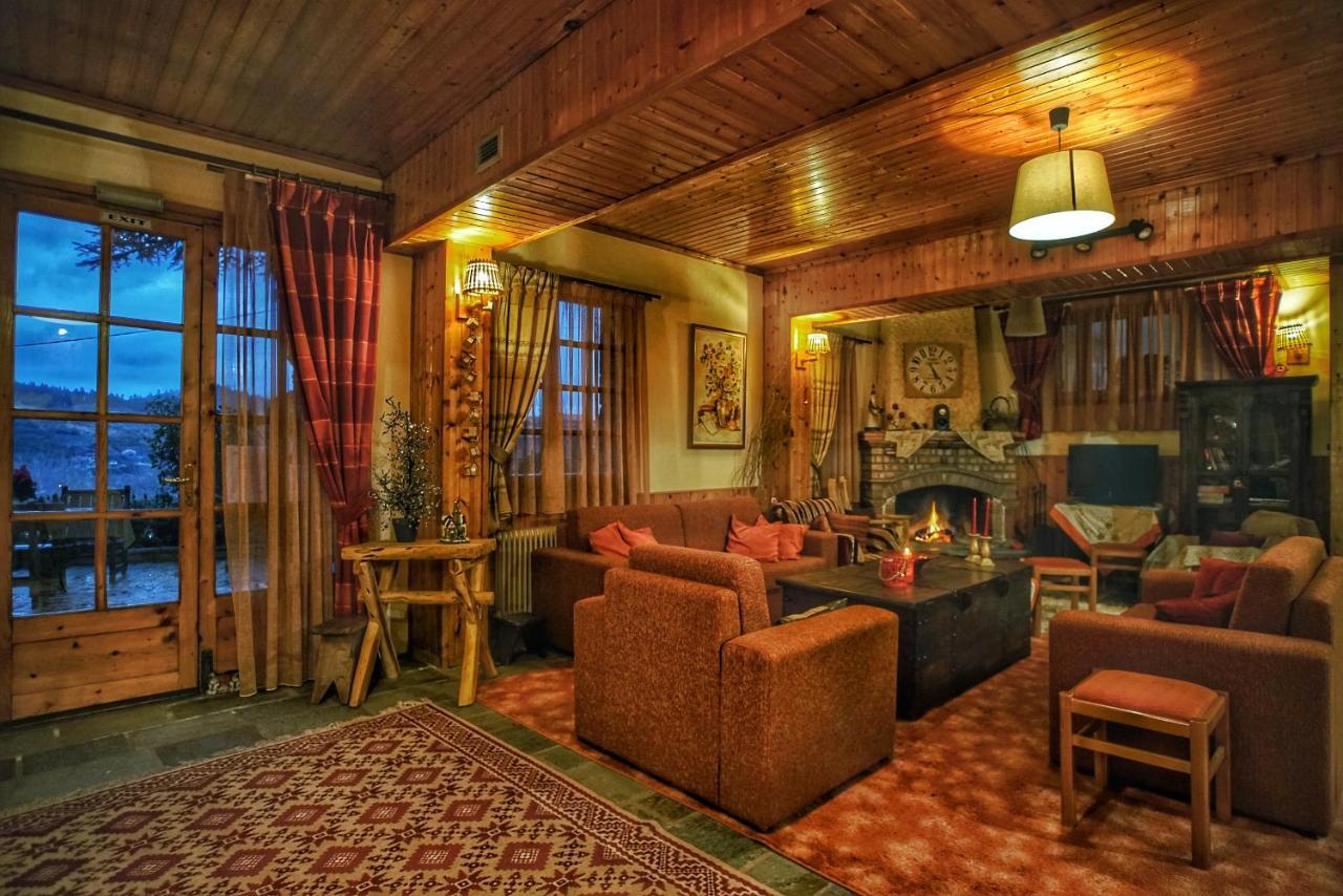 Guesthouse Alexandra Эпталофос Экстерьер фото